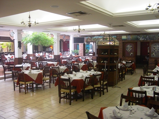 La Estancia Gaucha - Ninos Heroes
